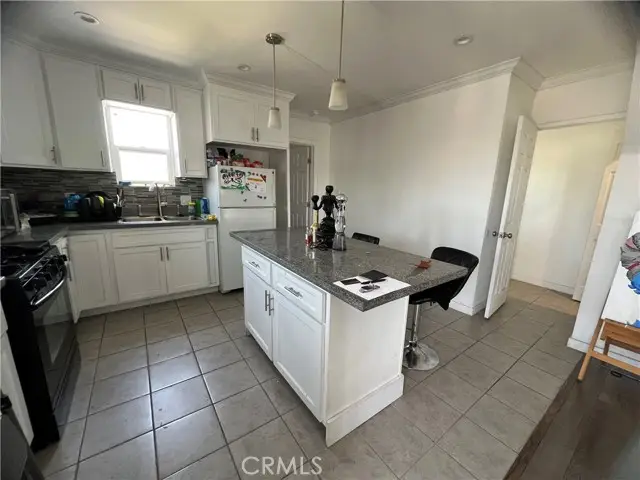 3935 Cesar E Chavez, Los Angeles, CA 90063 - #3
