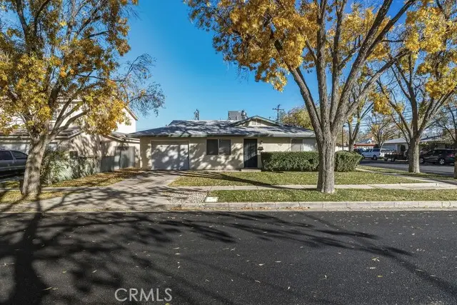 44702 Fig Avenue, Lancaster, CA 93534 - #2