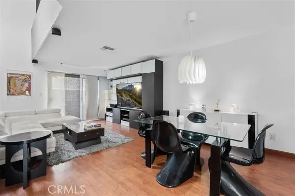 6036 Hazelhurst  #C, North Hollywood, CA 91606