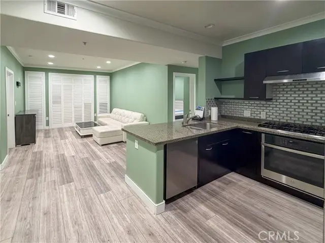 250 First Street  #326, Burbank, CA 91502 - #3