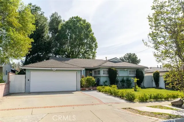 10532 Aqueduct Avenue, Granada Hills, CA 91344 - #3