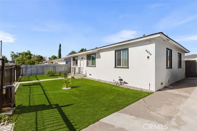 8827 Sylmar Avenue, Panorama City, CA 91402 - #2