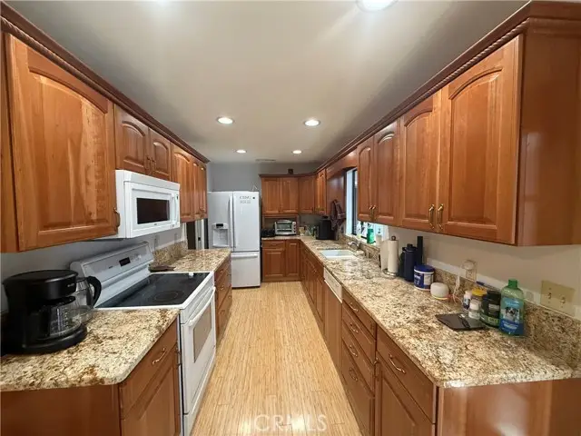 1854 Cougar Lane, Clovis, CA 93611 - #3