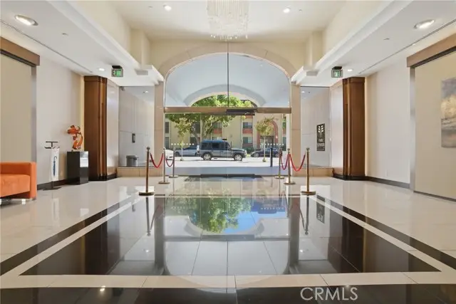 343 Pioneer  #405, Glendale, CA 91203 - #2