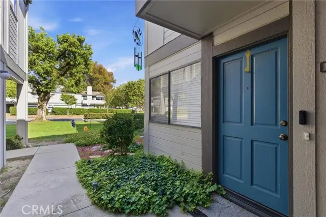 6443 Stoney View  #4, Simi Valley, CA 93063 - #2
