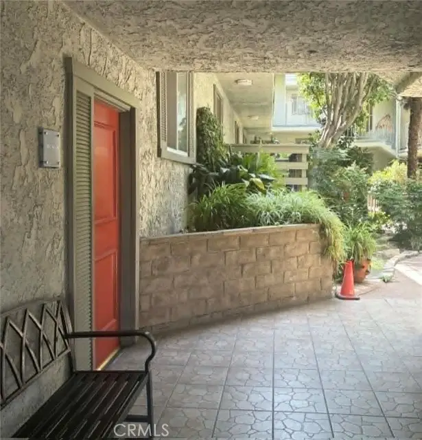 4311 Colfax, Studio City, CA 91604 - #2