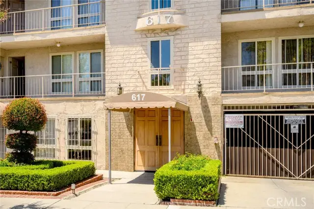 617 Angeleno Avenue  #206, Burbank, CA 91501 - #2