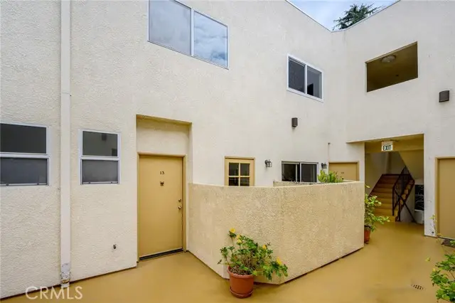 11038 Camarillo Street  #13, North Hollywood, CA 91602 - #3