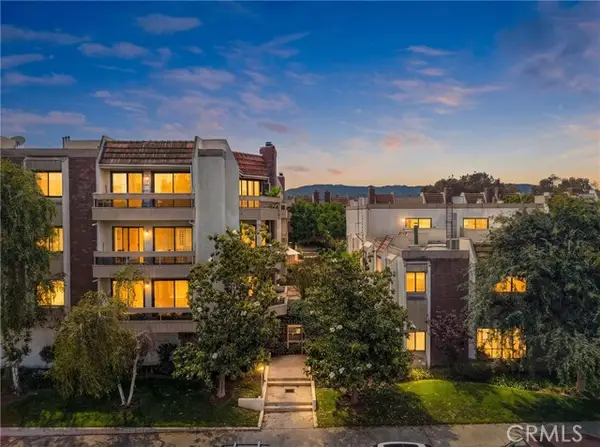 17150 Burbank  #23, Encino, CA 91316