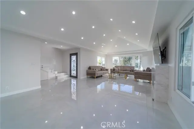 902 WALNUT Avenue, Burbank, CA 91501 - #2