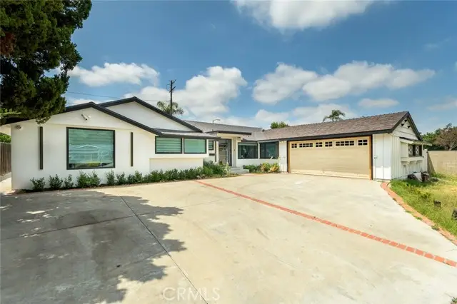 16964 Knapp Street, Northridge, CA 91343 - #2