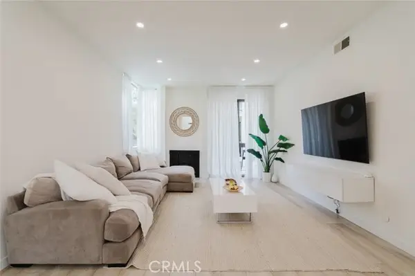 1305 Columbus Avenue  #204, Glendale, CA 91202