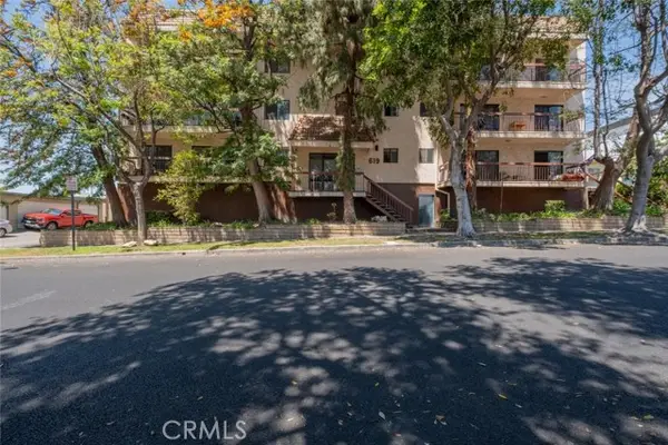 619 Elmwood Avenue  #Q, Burbank, CA 91501
