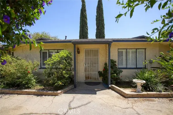 10852 Longford Street, Sylmar, CA 91342