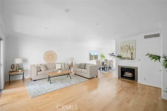 7800 Via Genova, Burbank, CA 91504 - #3