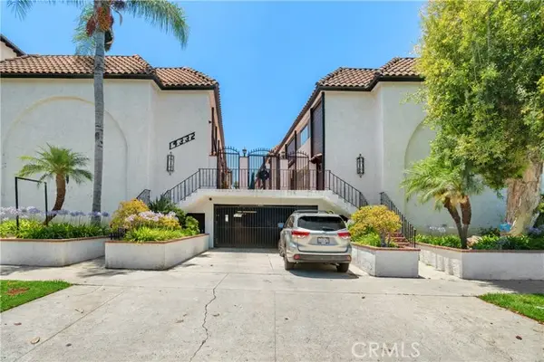 14332 Dickens Street  #25, Sherman Oaks, CA 91423