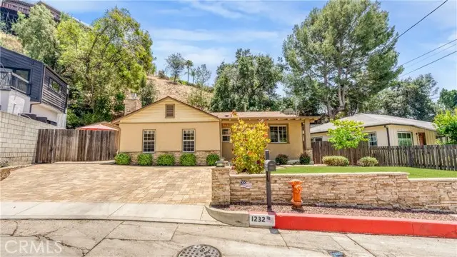 1232 Elmwood Avenue, Burbank, CA 91501 - #3