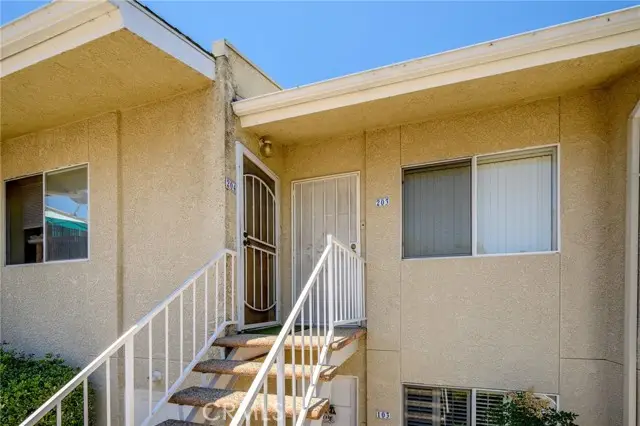 4558 Willis Avenue  #203, Sherman Oaks, CA 91403 - #3
