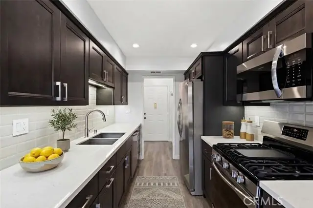 4536 Colbath Avenue  #101, Sherman Oaks, CA 91423 - #2
