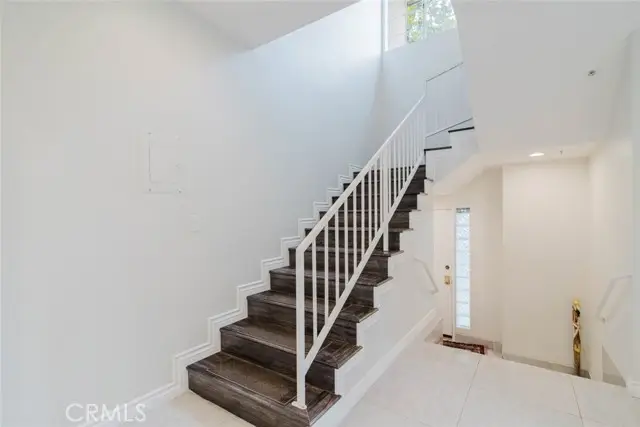 1245 Grandview Avenue  #4, Glendale, CA 91201 - #3