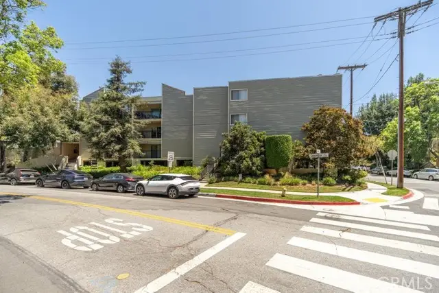 1236 Columbus  #11, Glendale, CA 91202 - #1