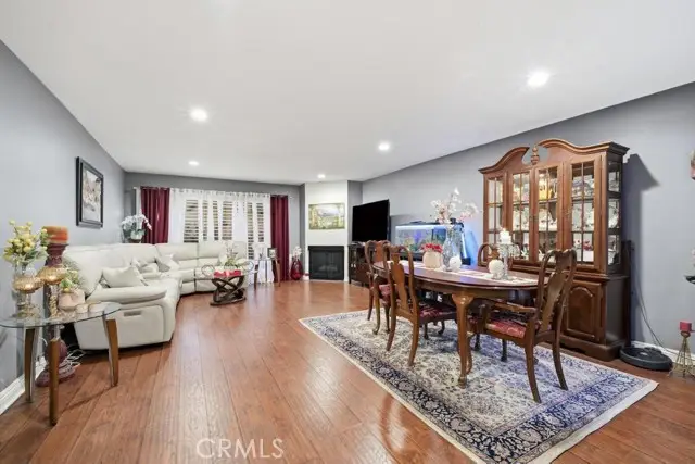 1236 Columbus  #11, Glendale, CA 91202 - #3