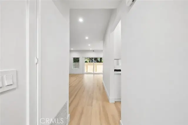 484 Euclid  #101, Pasadena, CA 91101 - #3