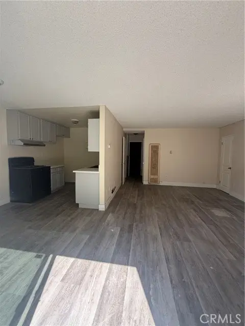 14805 Chase Street  #107, Panorama City, CA 91402