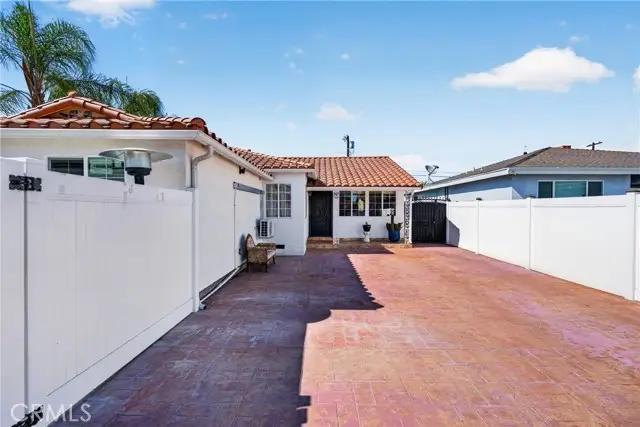 12327 Saticoy Street, North Hollywood, CA 91605 - #3