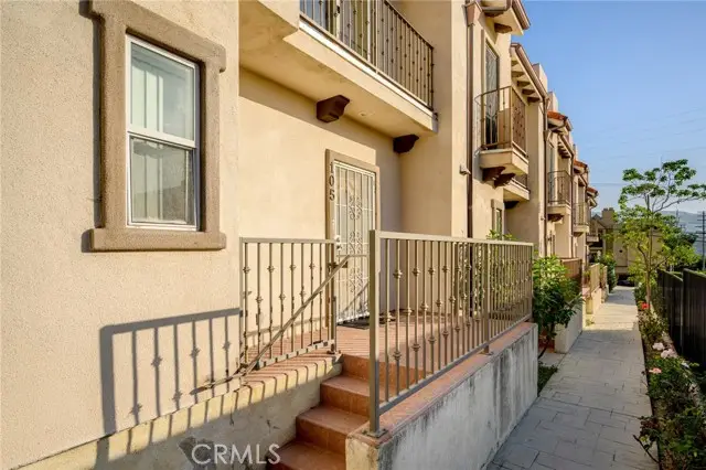 7225 Apperson Street  #105, Tujunga, CA 91042 - #2