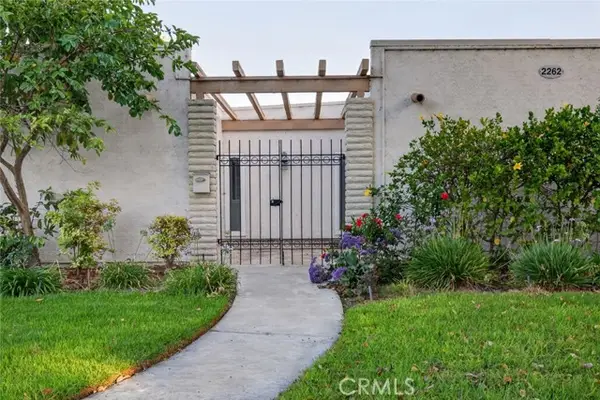 2262 Via Puerta  #D, Laguna Woods, CA 92637
