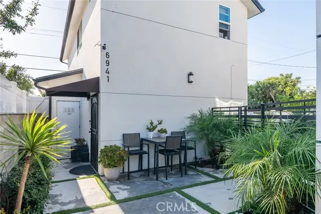 6943 Goodland Avenue, North Hollywood, CA 91605 - #3