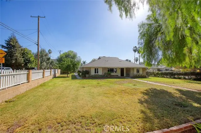 10800 Art Street, Sunland, CA 91040 - #2