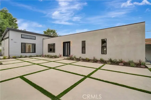 19511 Cantara Street, Reseda, CA 91335 - #1
