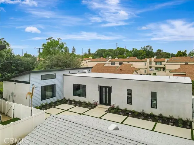 19511 Cantara Street, Reseda, CA 91335 - #3