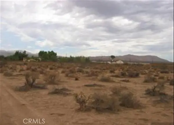 25982 Bellflower Road, Apple Valley, CA 92308