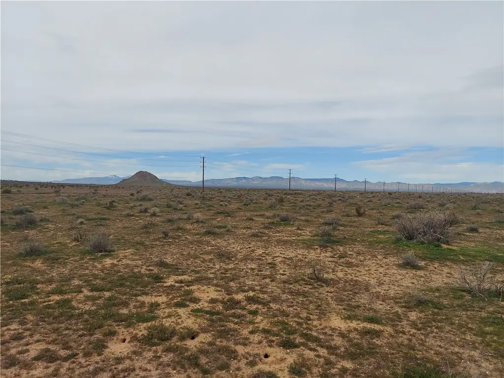 0 130th St, California City, CA 93505 - #1