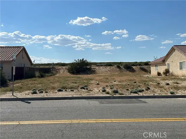 27086 Silver Lakes PKWY, Helendale, CA 92342 - #2