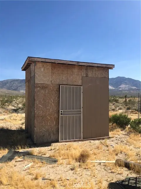 36939 Joy Road, Lucerne Valley, CA 92356