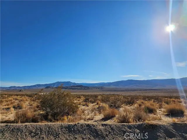 400 East End Road, Lucerne Valley, CA 92356 - #1