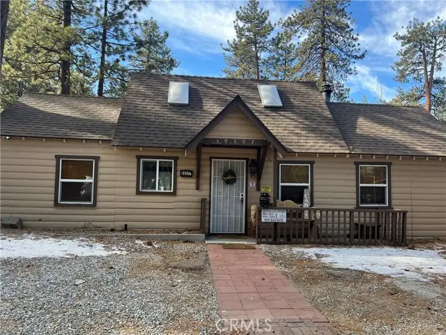 39307 Lark Road, Big Bear Lake, CA 92315 - Image #2