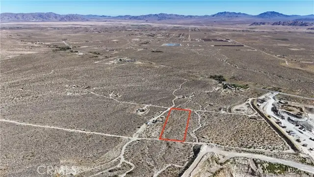 716 Meehleis Road, Lucerne Valley, CA 92356 - #2