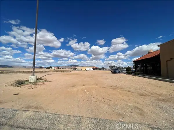 21650 Bear Valley Road, Apple Valley, CA 92308