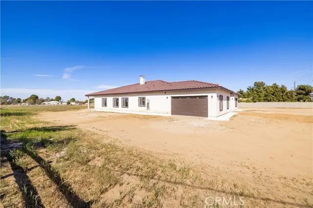 1805 Columbia Way, Lancaster, CA 93534 - #2