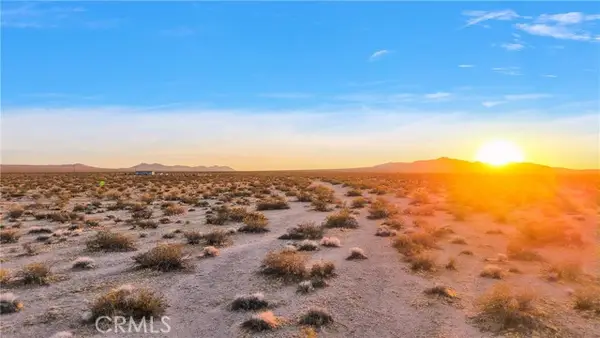 4625511 Drifting Sands Rd, Adelanto, CA 92301