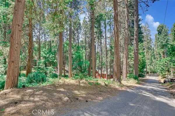 590 Electra Drive, Crestline, CA 92325