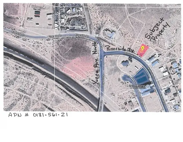 21 Riverside Drive, Barstow, CA 92311 - #1