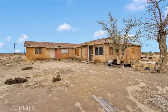 18227 Avenue Q, Palmdale, CA 93591 - Image #3