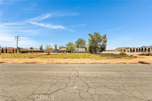 16693 Navajo, Apple Valley, CA 92307 - #1