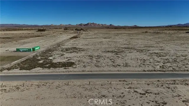 790 Locust Avenue, Lucerne Valley, CA 92356 - Image #2